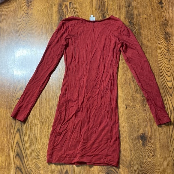 🌷 Bench 🌷 Burgundy  Dress - Picture 5 of 7